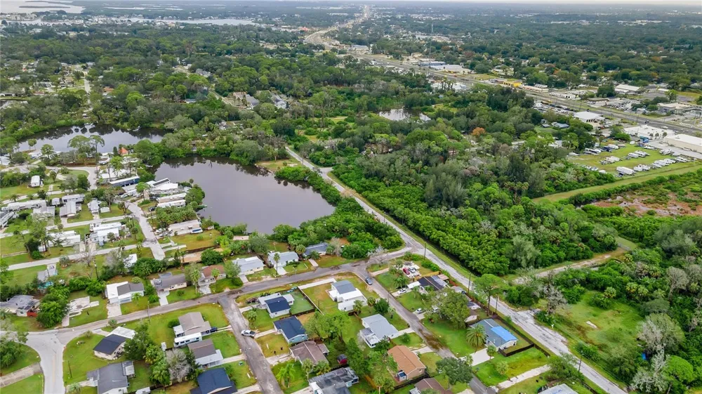 4935 LARGO TERRACE New Port Richey, FL 34652