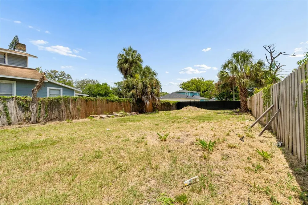 4805 10TH STREET Tampa, FL 33603