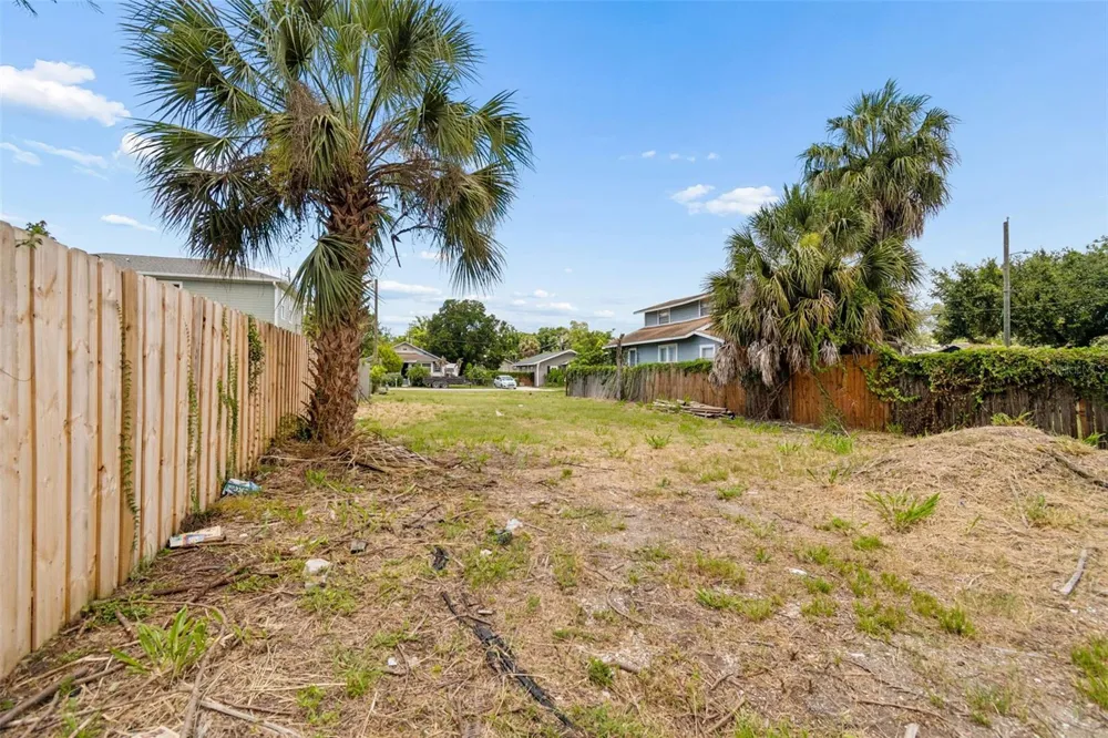 4805 10TH STREET Tampa, FL 33603