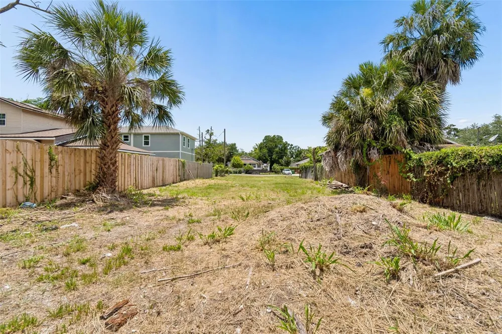 4805 10TH STREET Tampa, FL 33603