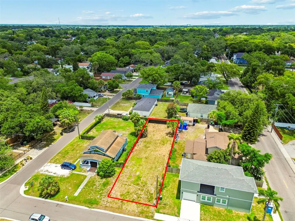 4805 10TH STREET Tampa, FL 33603