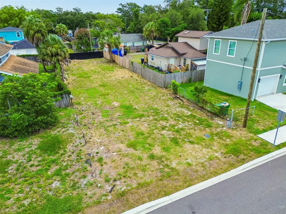 4805 10TH STREET Tampa, FL 33603