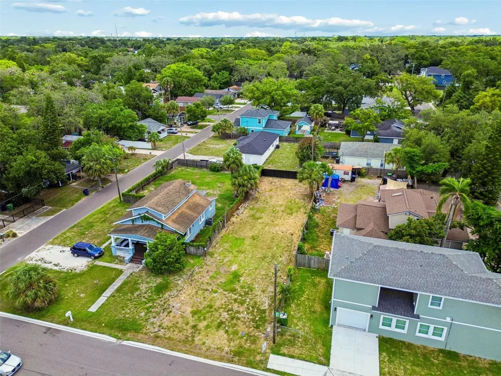 4805 10TH STREET Tampa, FL 33603