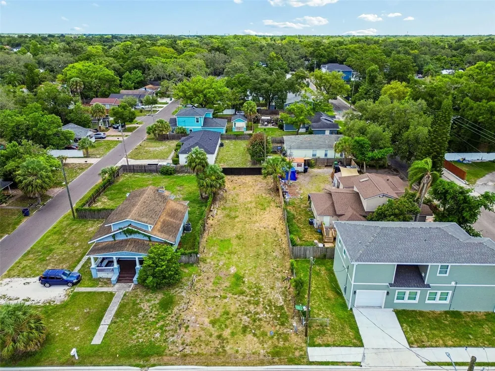 4805 10TH STREET Tampa, FL 33603