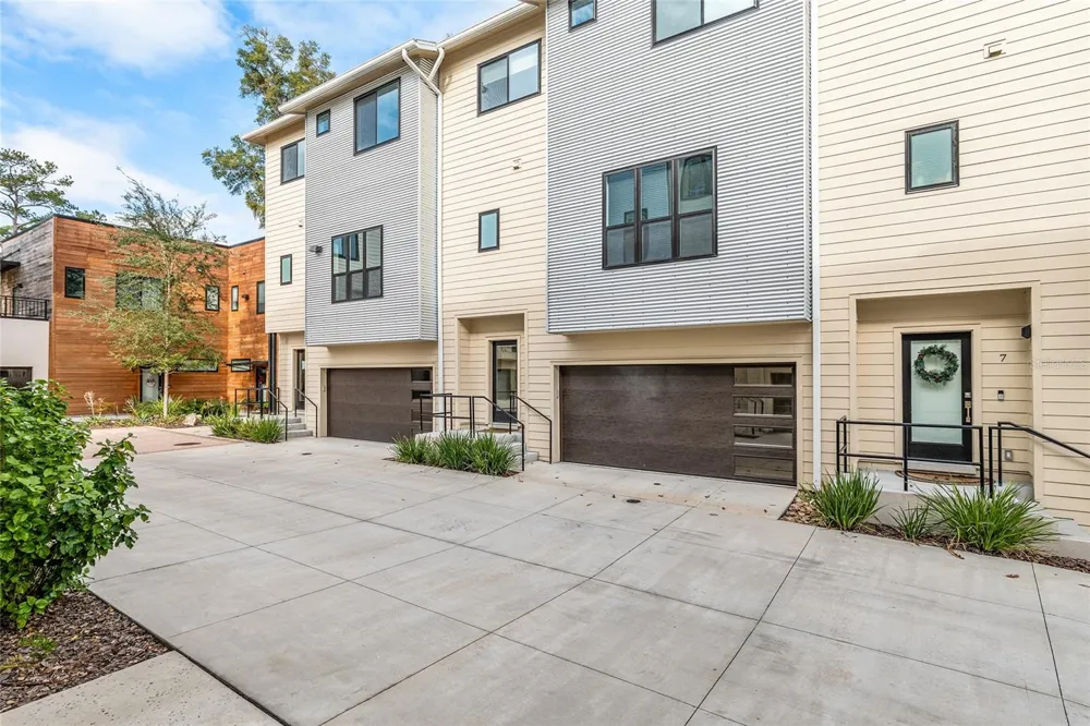 2601 SW WILLISTON ROAD #106 Gainesville, FL 32608