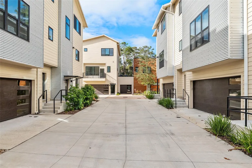 2601 SW WILLISTON ROAD #106 Gainesville, FL 32608