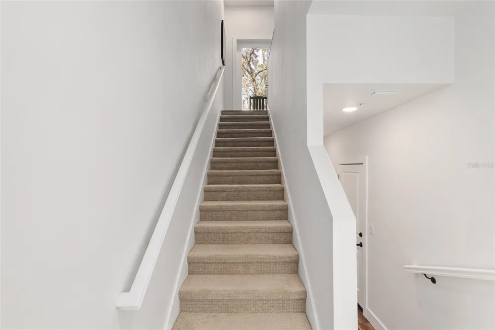 2601 SW WILLISTON ROAD #106 Gainesville, FL 32608