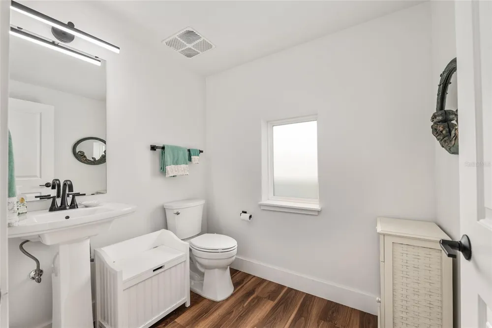 2601 SW WILLISTON ROAD #106 Gainesville, FL 32608