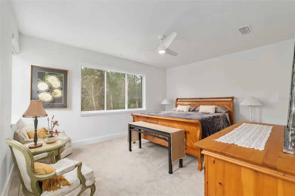 2601 SW WILLISTON ROAD #106 Gainesville, FL 32608