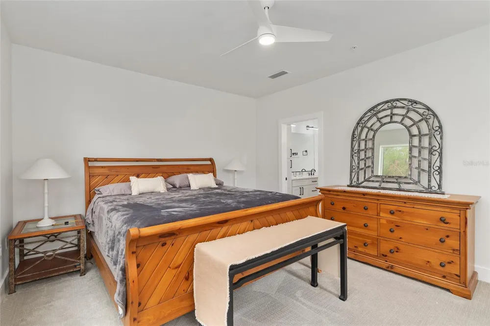 2601 SW WILLISTON ROAD #106 Gainesville, FL 32608