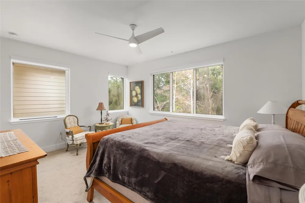 2601 SW WILLISTON ROAD #106 Gainesville, FL 32608