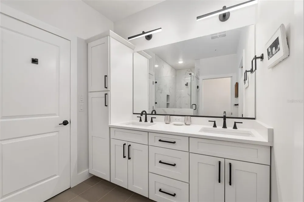 2601 SW WILLISTON ROAD #106 Gainesville, FL 32608