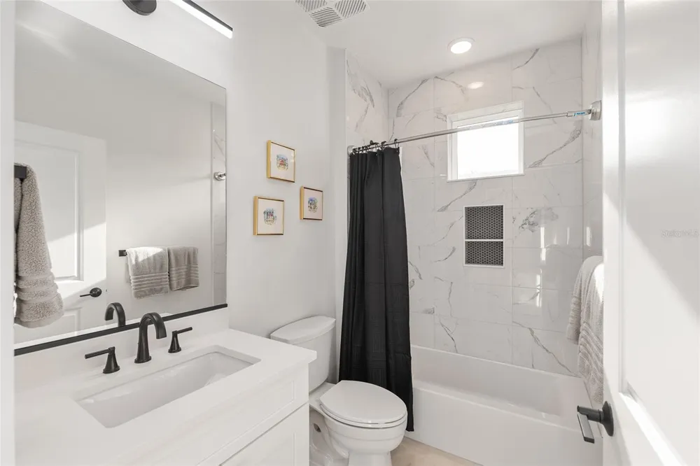 2601 SW WILLISTON ROAD #106 Gainesville, FL 32608