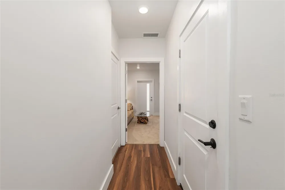2601 SW WILLISTON ROAD #106 Gainesville, FL 32608
