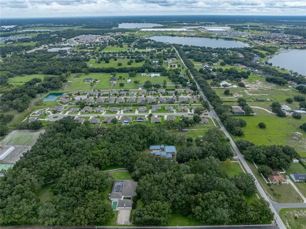OLD BERKLEY ROAD Auburndale, FL 33823