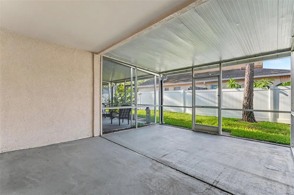 2125 FLUORSHIRE DRIVE Brandon, FL 33511