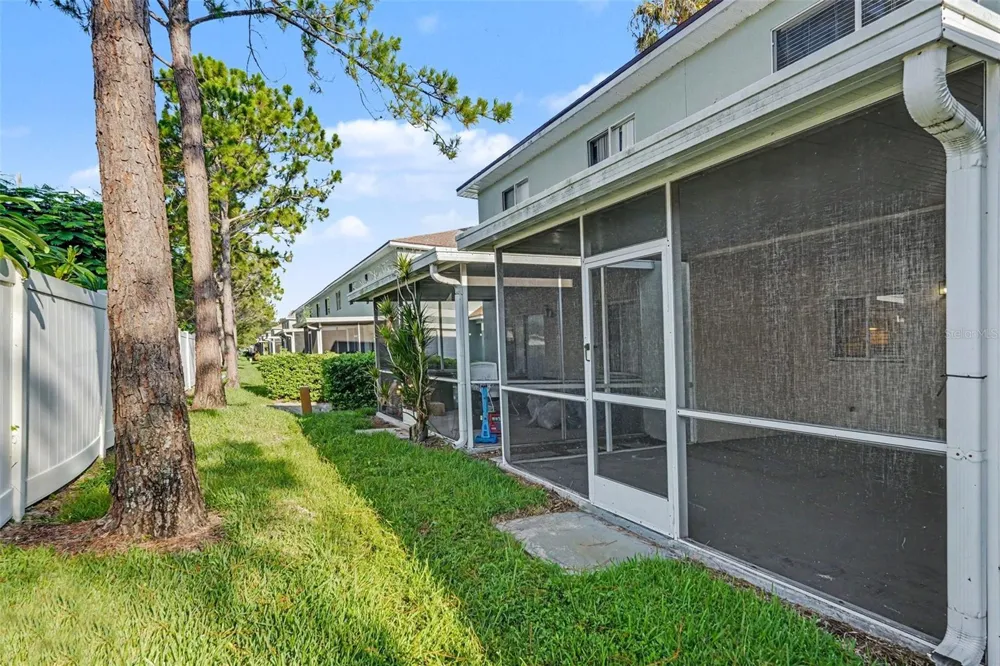 2125 FLUORSHIRE DRIVE Brandon, FL 33511