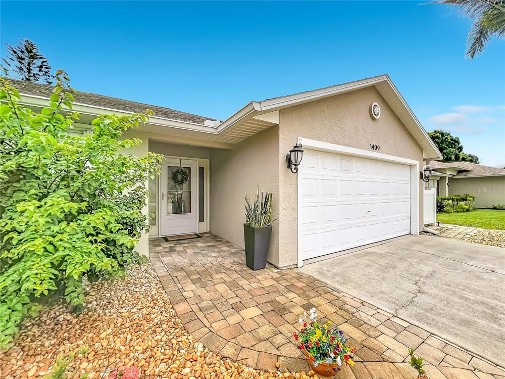 1409 CALIFORNIA DRIVE Melbourne, FL 32940