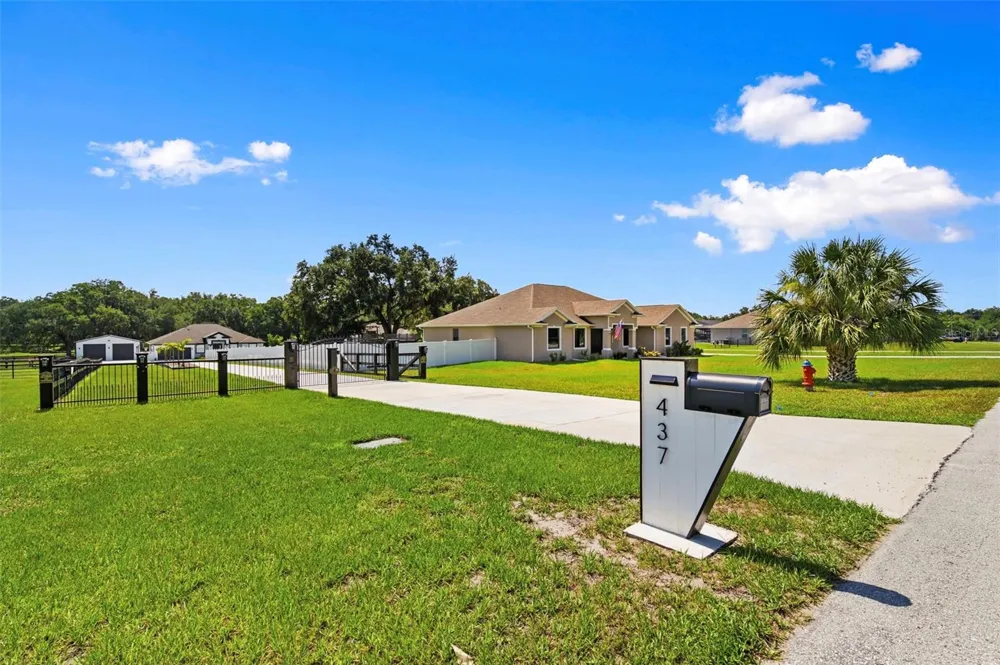 437 GANDY CEMETERY ROAD Bartow, FL 33830