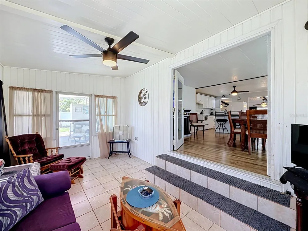 1025 CAPELLA DRIVE Tavares, FL 32778