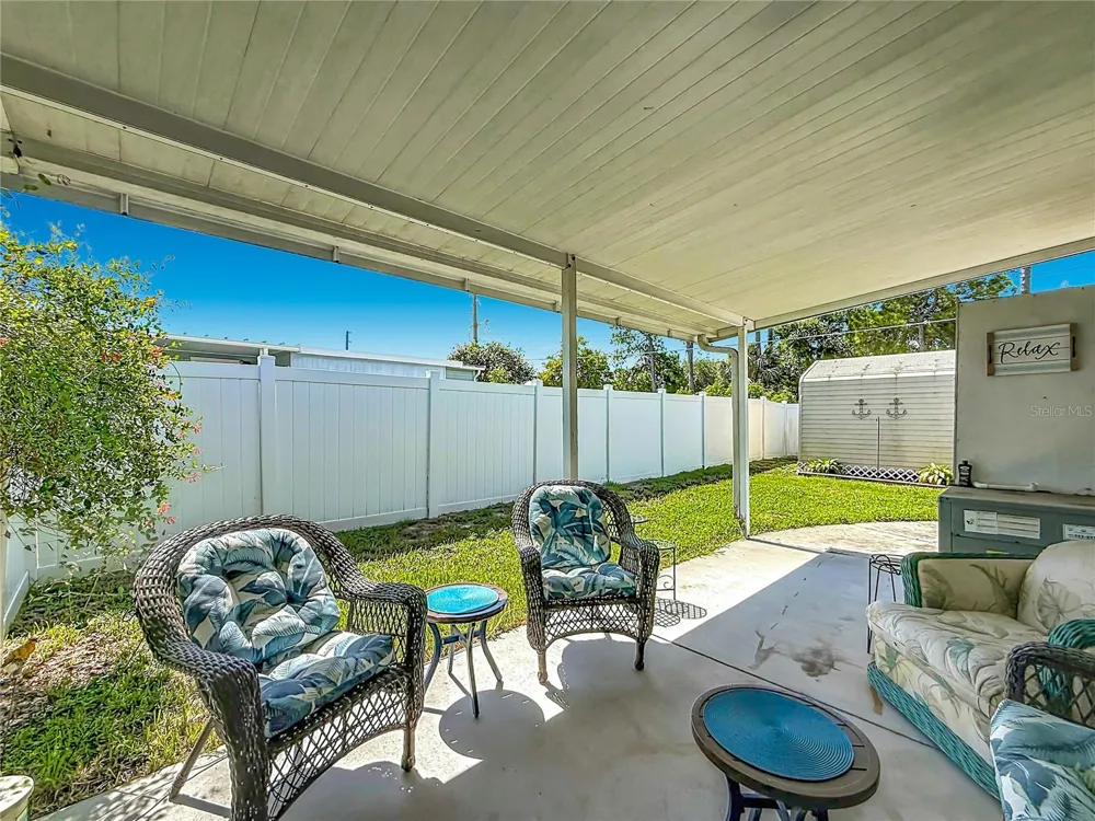 1025 CAPELLA DRIVE Tavares, FL 32778