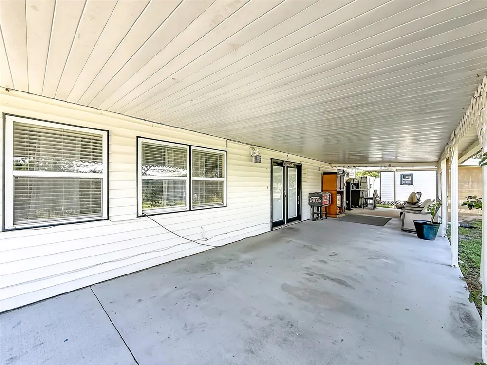 1025 CAPELLA DRIVE Tavares, FL 32778