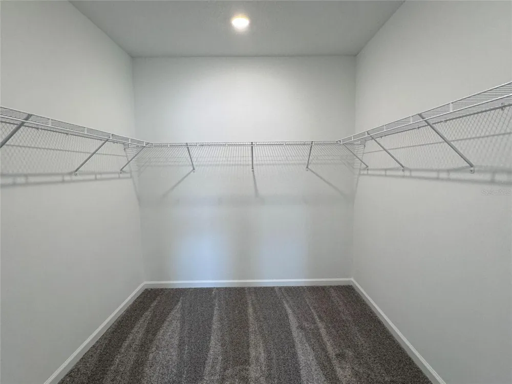 2494 SKYLINE LOOP Kissimmee, FL 34759