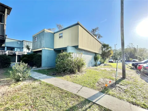 719 SW 75TH STREET #103