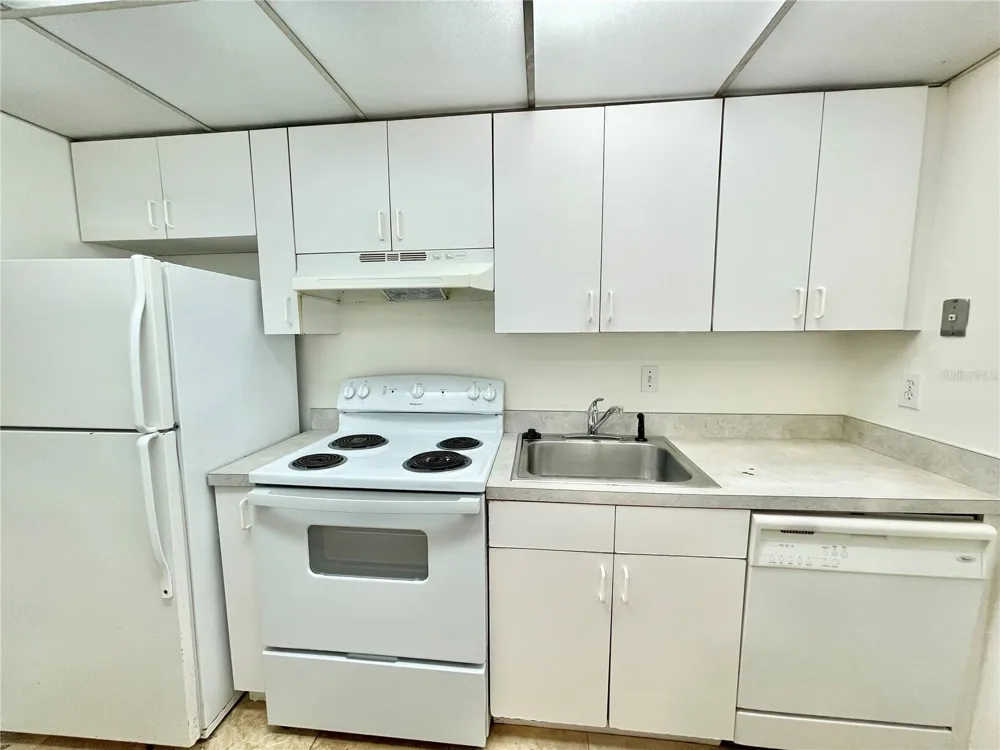 719 SW 75TH STREET #103 Gainesville, FL 32607
