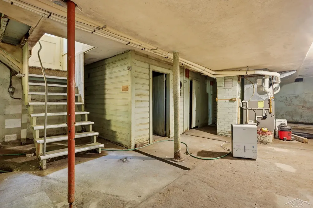 614 Madison Street Saginaw City, MI 48602