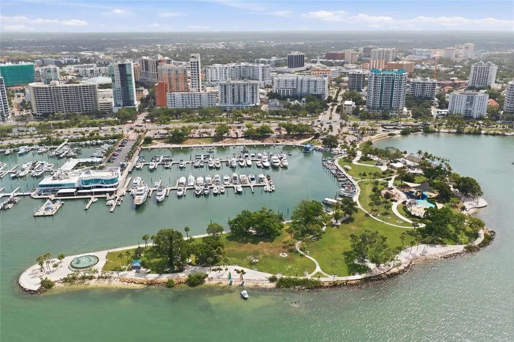 2930 HAWTHORNE STREET Sarasota, FL 34239