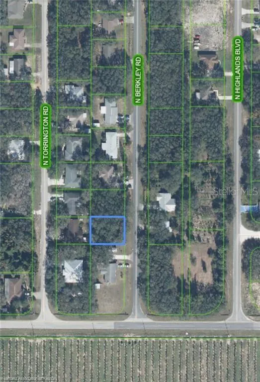 1727 BERKLEY ROAD Avon Park, FL 33825