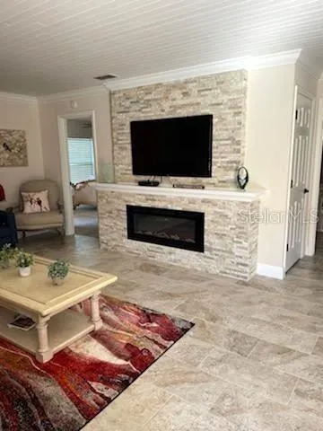 316 GUIDO AVENUE Lady Lake, FL 32159