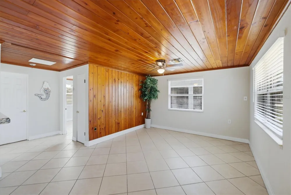 155 MAGNOLIA AVENUE Englewood, FL 34223