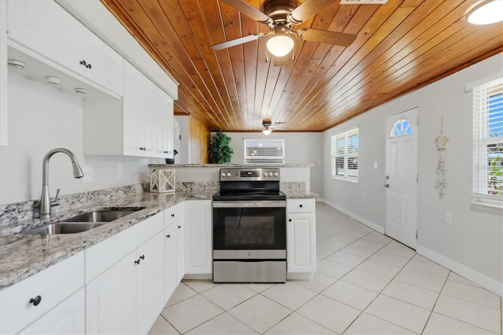 155 MAGNOLIA AVENUE Englewood, FL 34223