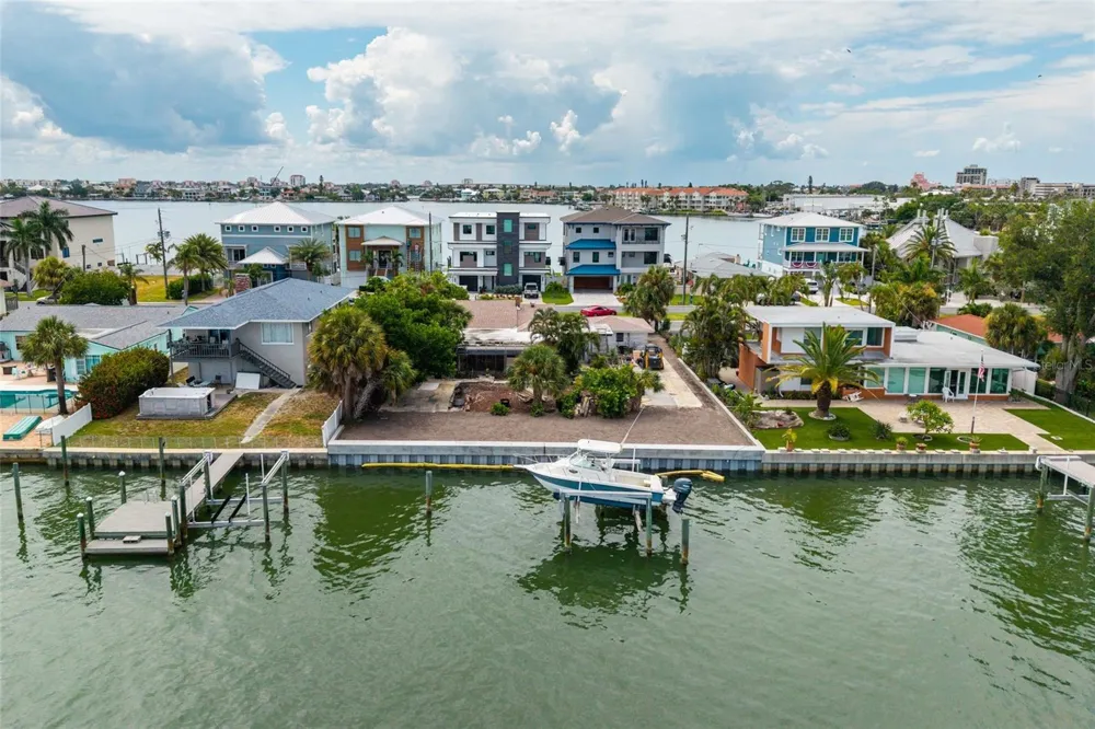 216 PUNTA VISTA DRIVE St Pete Beach, FL 33706