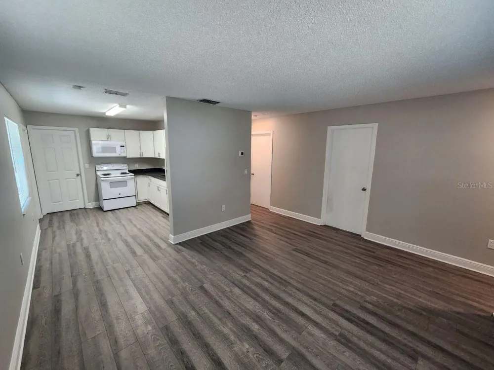 1209 62ND AVENUE E Bradenton, FL 34203