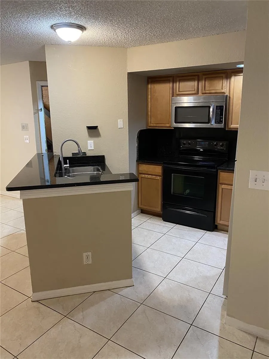 4524 COMMANDER DRIVE #1615 Orlando, FL 32822