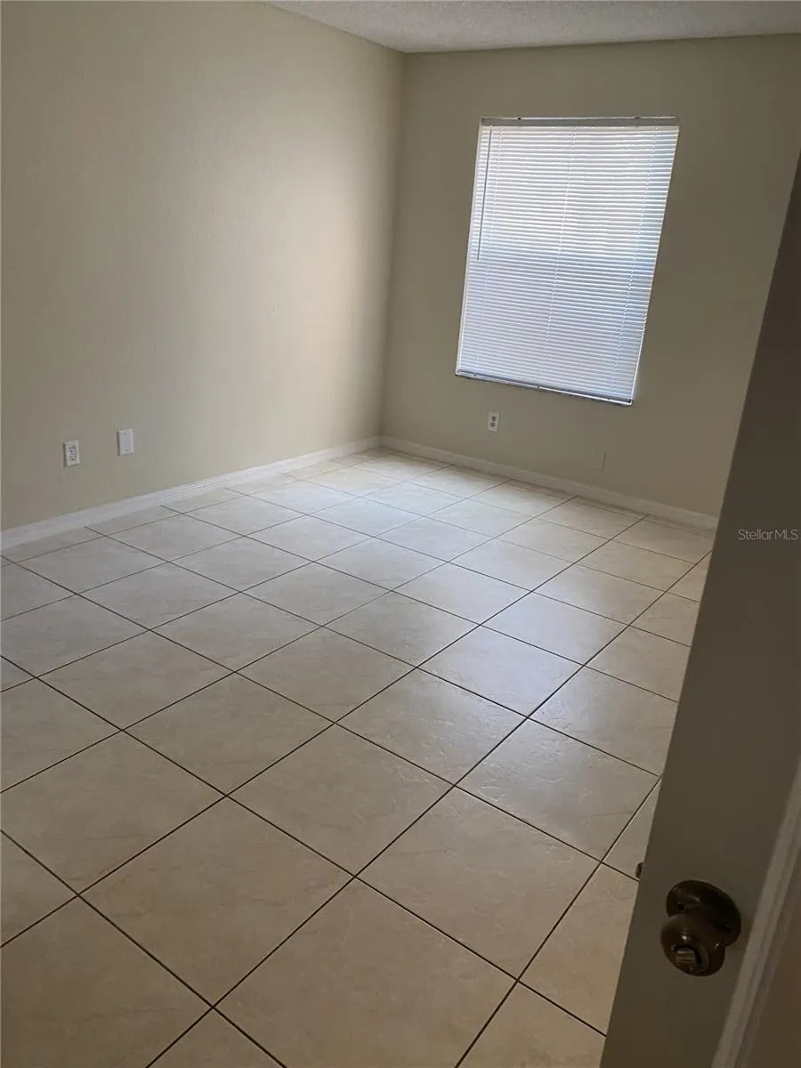 4524 COMMANDER DRIVE #1615 Orlando, FL 32822