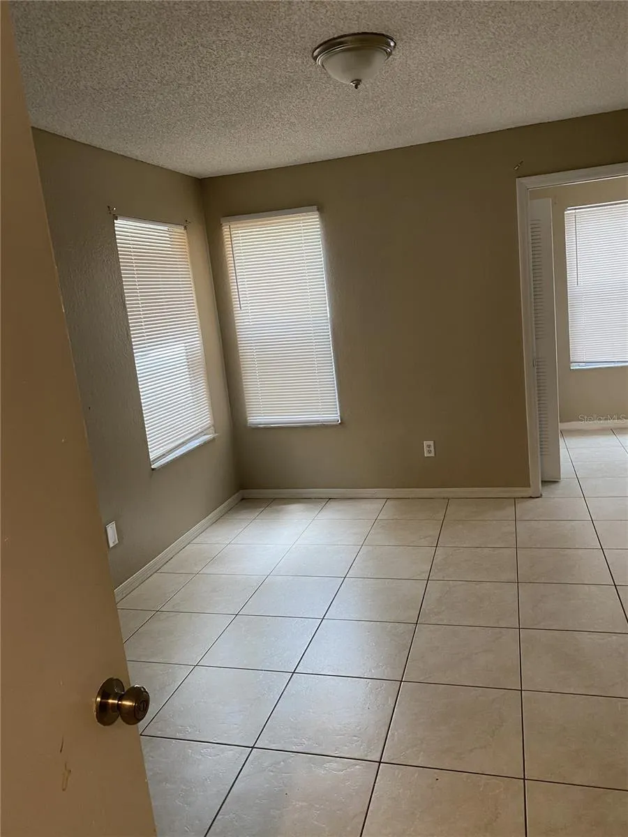 4524 COMMANDER DRIVE #1615 Orlando, FL 32822
