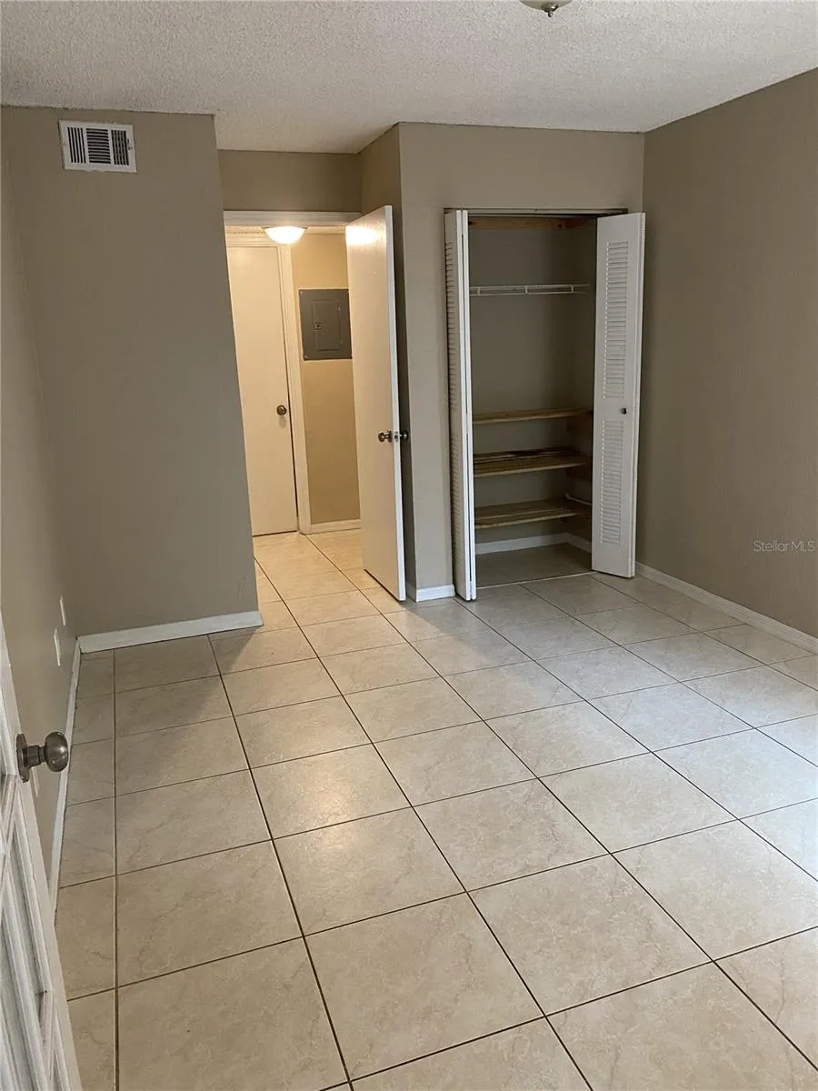 4524 COMMANDER DRIVE #1615 Orlando, FL 32822