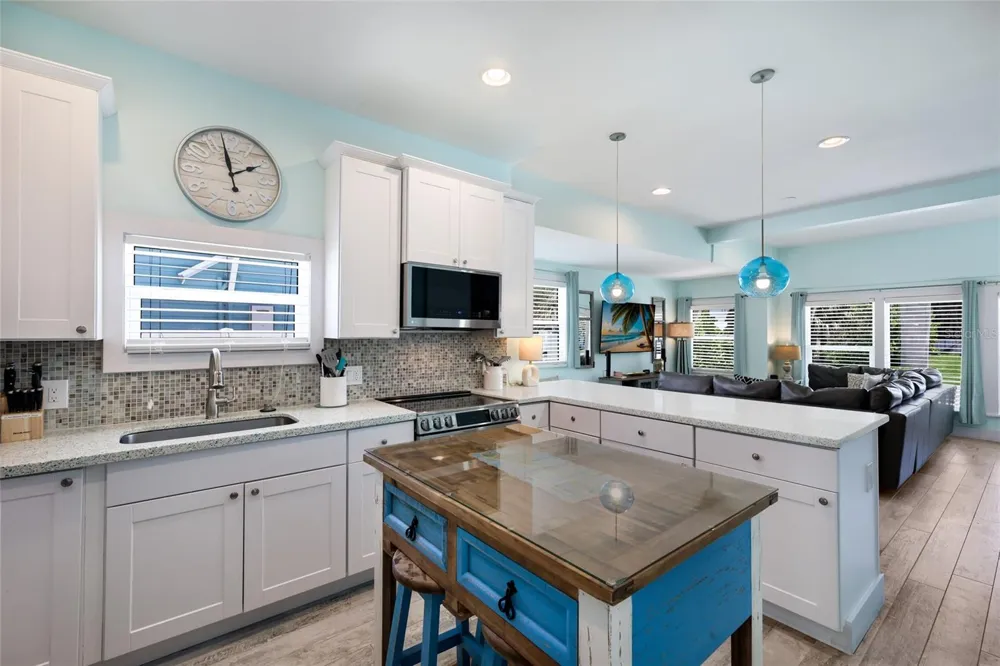 504 SPRING AVENUE Anna Maria, FL 34216