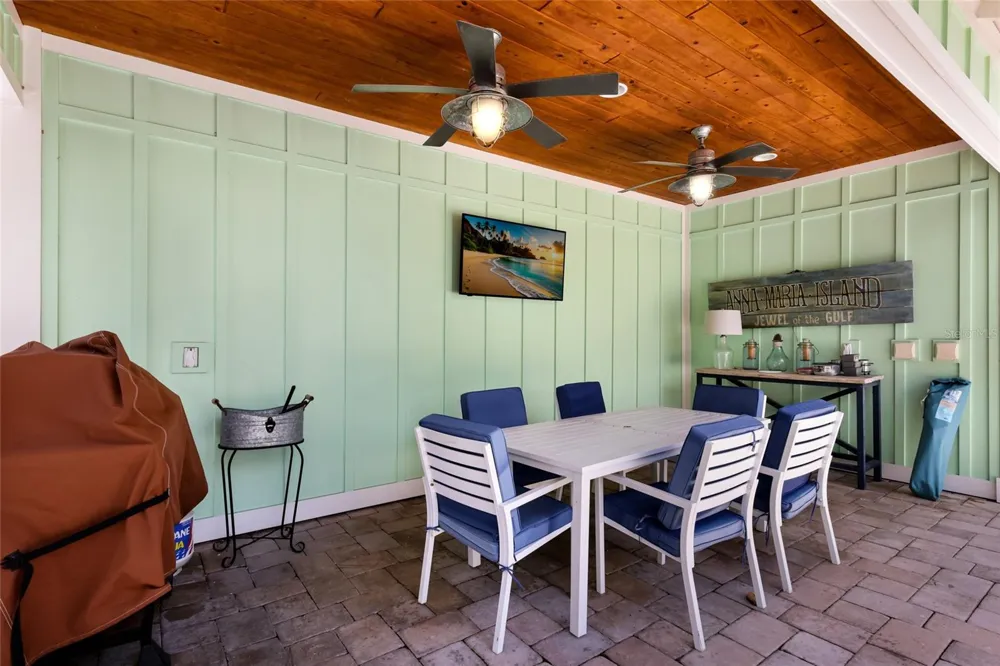 504 SPRING AVENUE Anna Maria, FL 34216