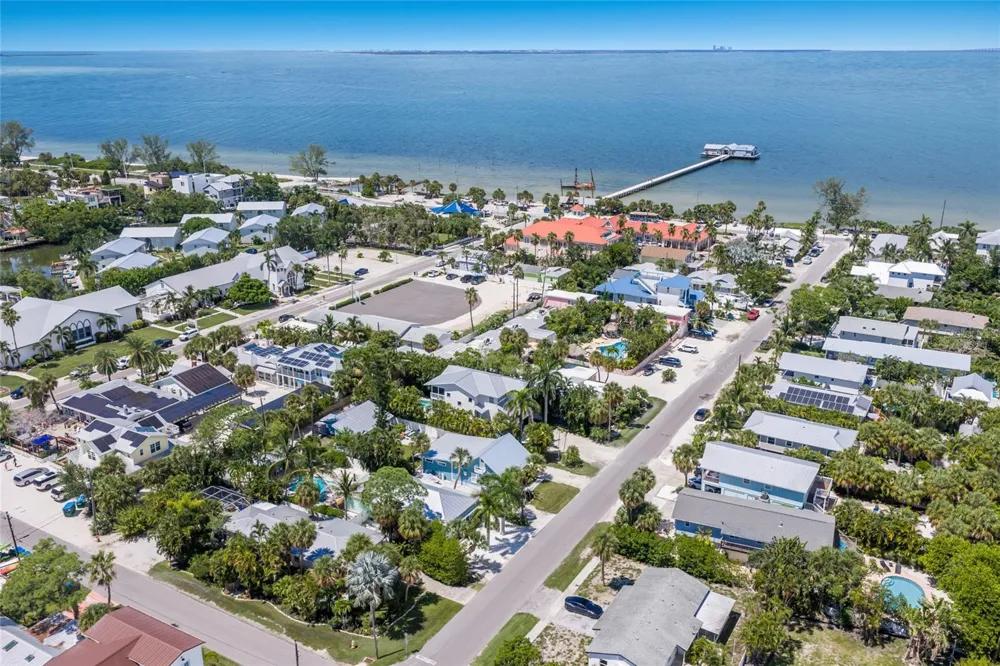 504 SPRING AVENUE Anna Maria, FL 34216