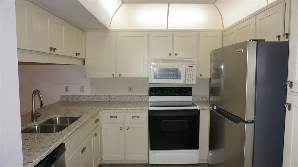12141 SPARTAN WAY #204 Hudson, FL 34667