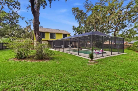 302 BLOOMINGFIELD DRIVE