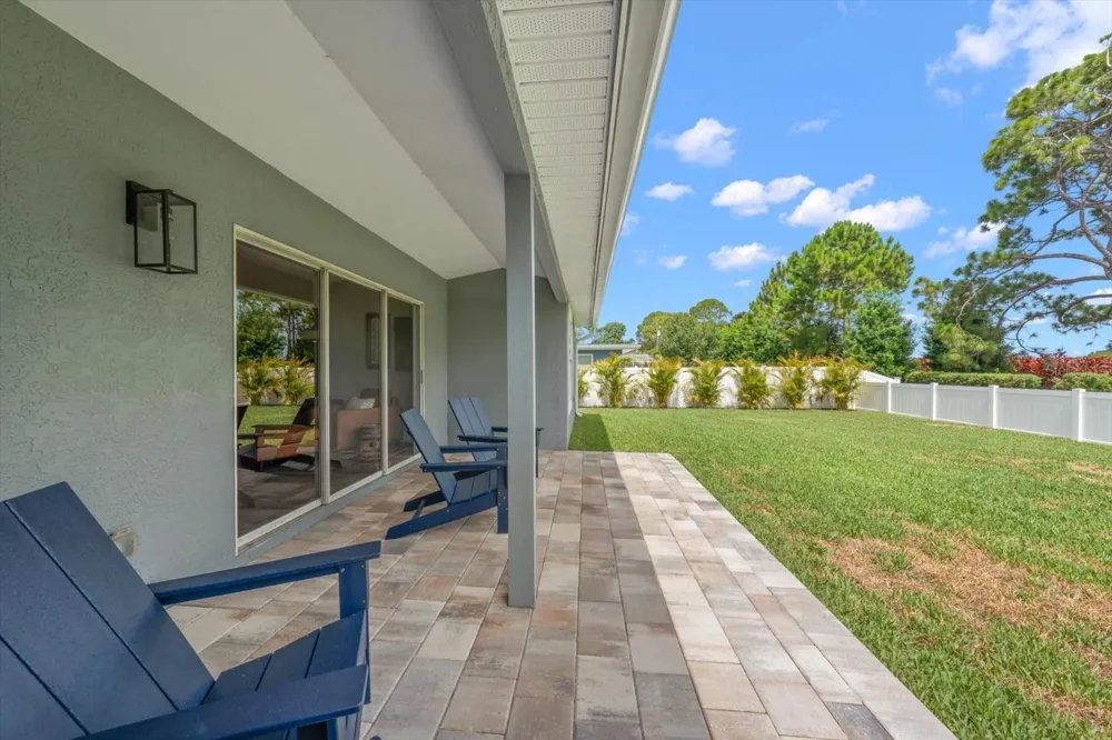 668 MEHLENBACHER ROAD Belleair, FL 33756