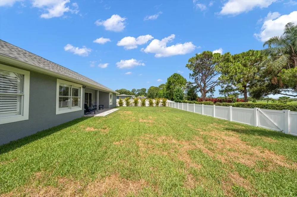 668 MEHLENBACHER ROAD Belleair, FL 33756