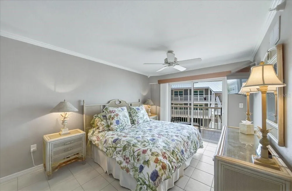 1480 GULF BOULEVARD #202 Englewood, FL 34223