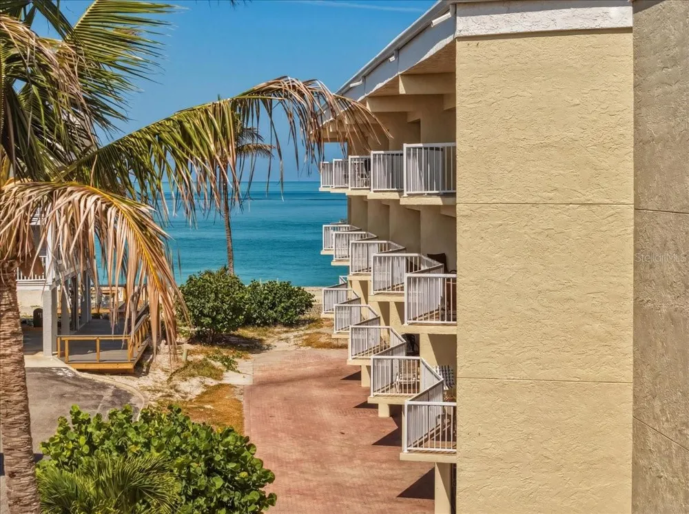 1480 GULF BOULEVARD #202 Englewood, FL 34223